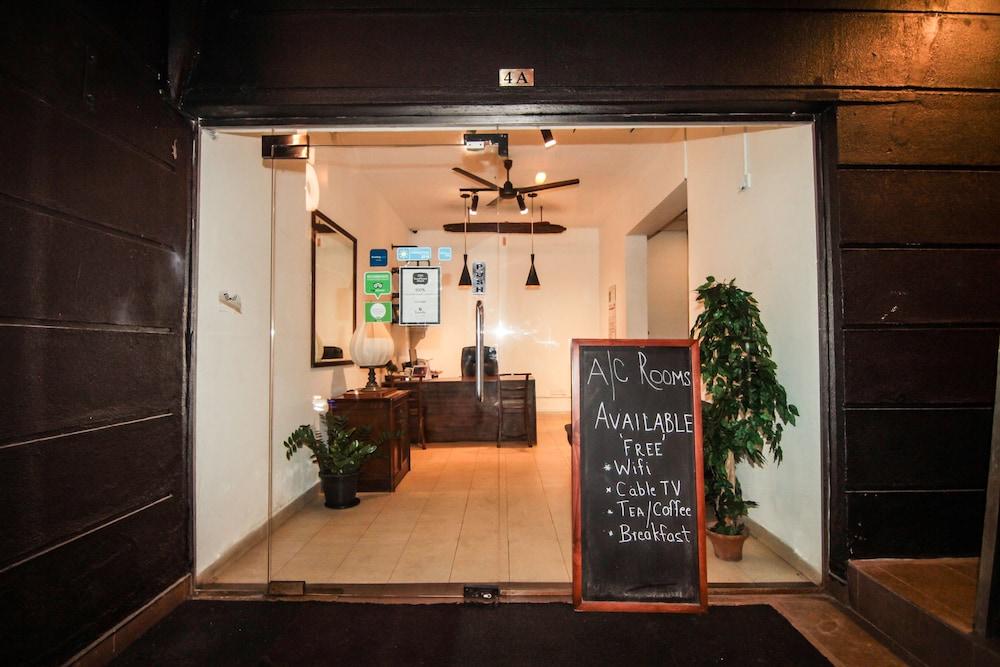 Aca Accommodation Colombo Exteriör bild