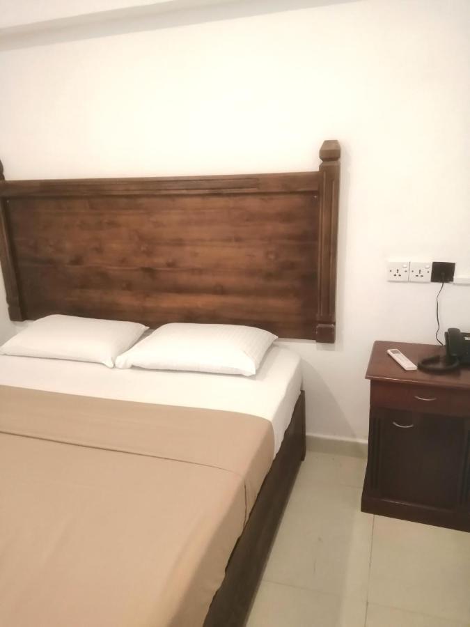 Aca Accommodation Colombo Exteriör bild