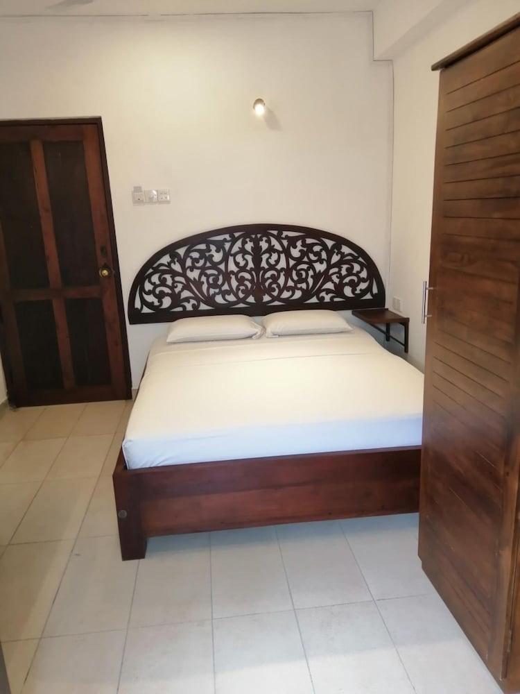 Aca Accommodation Colombo Exteriör bild