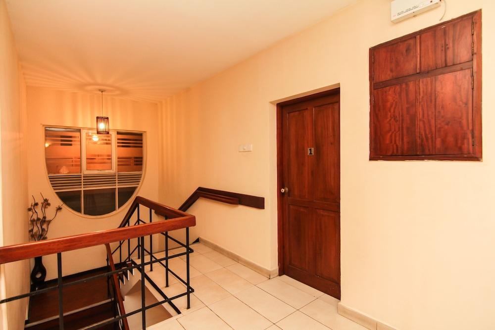 Aca Accommodation Colombo Exteriör bild